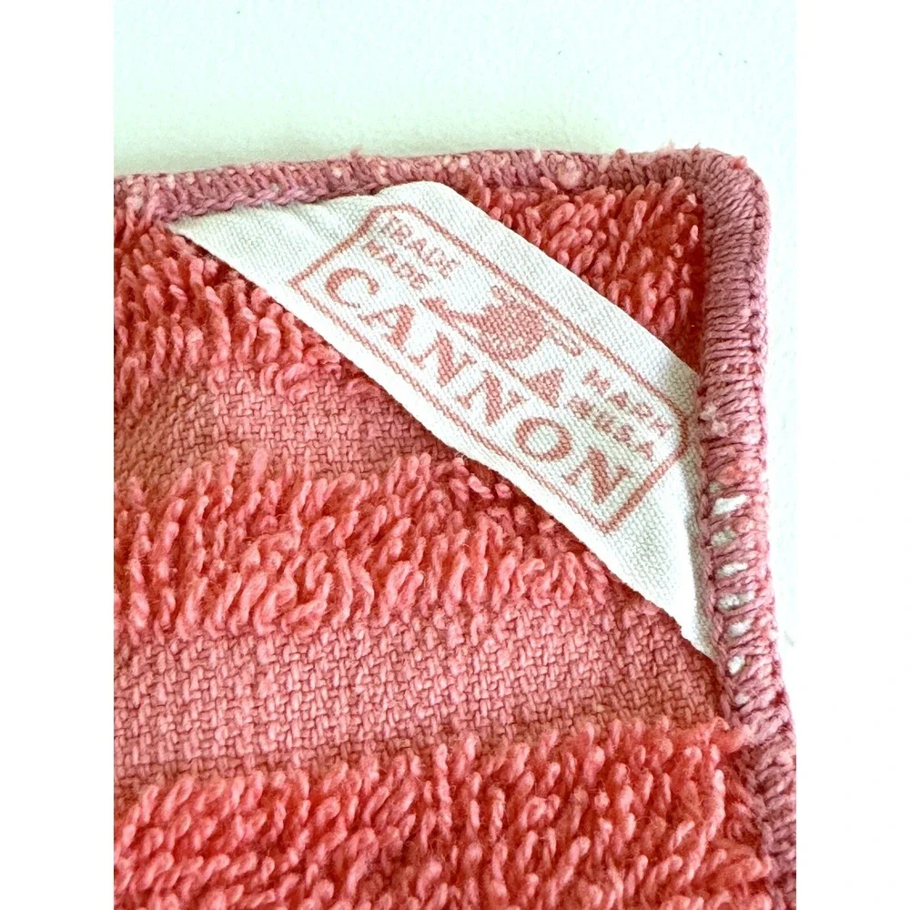 Vintage Cannon Pink 3D Flower Hand Towel & Washcloth Made in U.S.A. Set Of 2